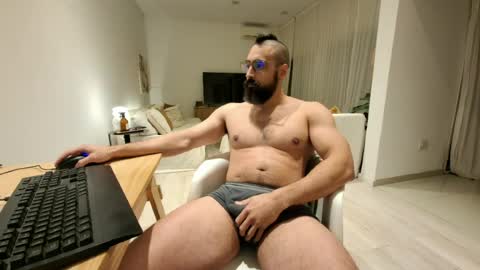 Snapshot of lupal2 chatting on 07-20-26, 01:31 Lupal2 online show from 07-20-26, 01:31