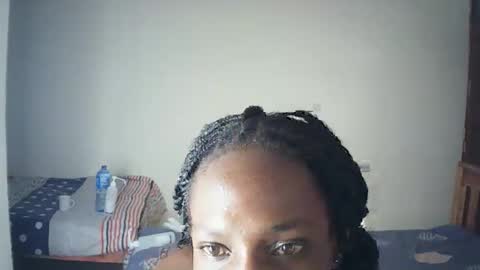 Snapshot of lupitalion chatting on 05-25-26, 02:45 Lion online show from 05-25-26, 02:45