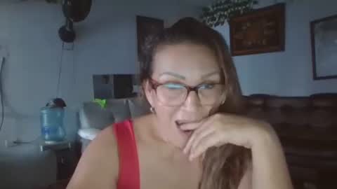 Lupita online show from 11-02-25, 10:01