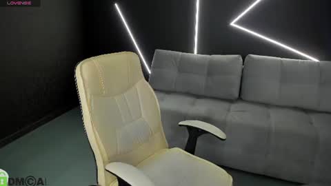 Lura-Lust online show from 07-25-26, 04:21