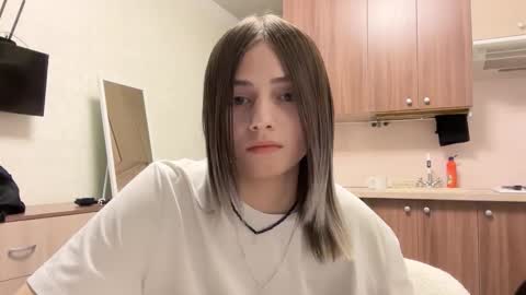 Snapshot of lurlineoline chatting on 10-30-25, 06:30 May online show from 10-30-25, 06:30