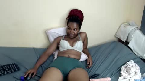 Snapshot of lush_goddess chatting on 04-16-26, 10:56 shan online show from 04-16-26, 10:56