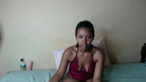 Snapshot of lush_goddess chatting on 05-29-26, 12:25 shan online show from 05-29-26, 12:25