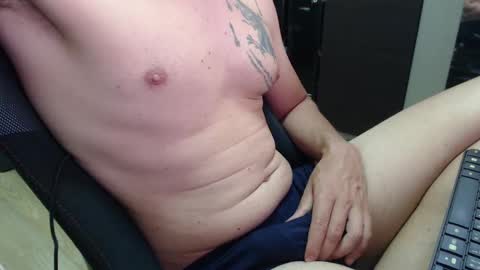 Snapshot of lushboy90 chatting on 02-17-25, 08:19 lushboy90 online show from 02-17-25, 08:19