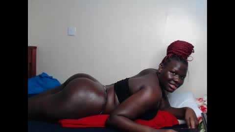 Snapshot of lusher_luxlila chatting on 06-10-26, 03:18 lusher online show from 06-10-26, 03:18