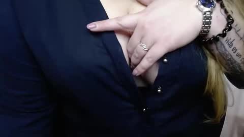 Hailey online show from 01-27-25, 11:22