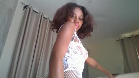 Karly    follow for next broadcast updates kisses online show from 03-02-26, 07:15