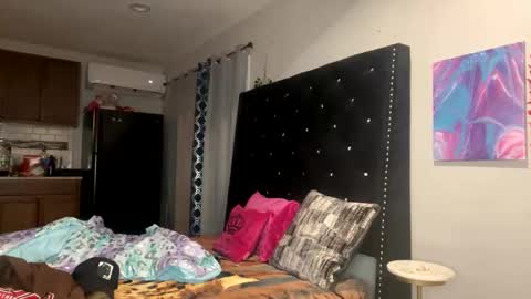 LUST online show from 01-12-26, 12:54