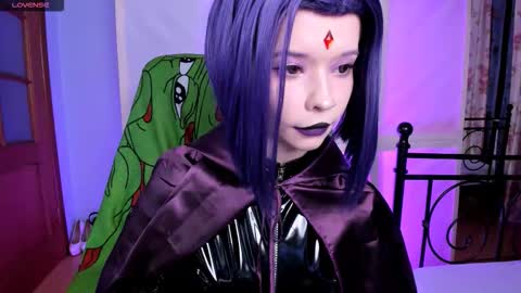 Asami online show from 11-30-25, 05:50