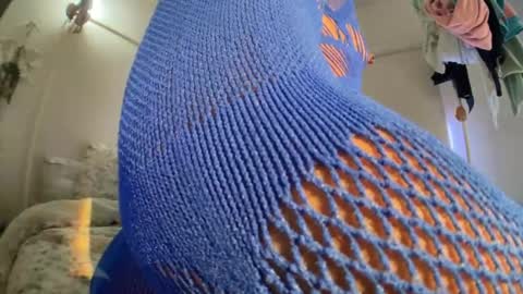 LOLA online show from 04-09-26, 10:04