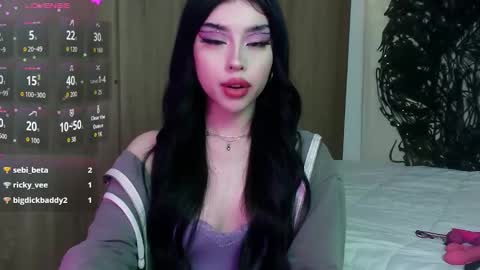 Valerie  April   online show from 11-12-25, 09:58