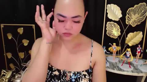 Trina online show from 04-14-26, 07:03