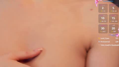 Snapshot of lusty_miss_di chatting on 03-02-25, 10:05 Isabel online show from 03-02-25, 10:05