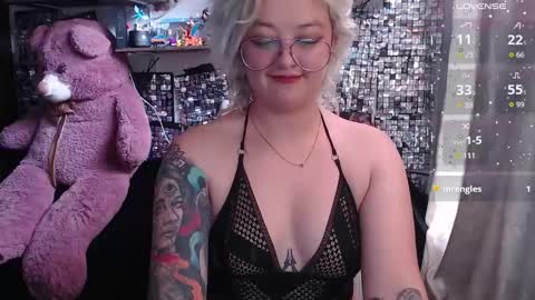 Michy online show from 10-16-25, 04:41