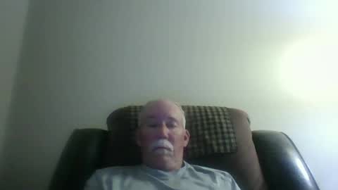 Snapshot of luv269er chatting on 04-06-26, 04:46 luv269er online show from 04-06-26, 04:46