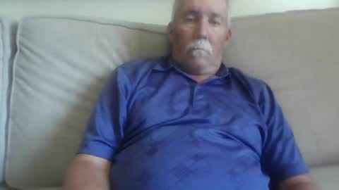 Snapshot of luv269er chatting on 06-20-26, 06:33 luv269er online show from 06-20-26, 06:33
