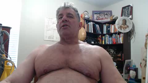 Snapshot of luv2bnakedallthetime chatting on 10-25-25, 07:41 Tony online show from 10-25-25, 07:41