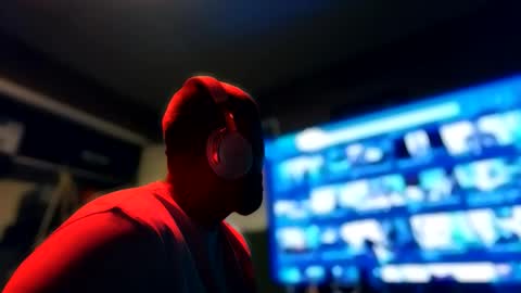 luv2cumc2c online show from 12-21-25, 04:03