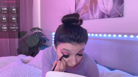 Veronica online show from 05-20-26, 10:21