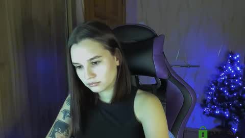 Snapshot of luvmeeow chatting on 12-04-24, 12:08 Ann online show from 12-04-24, 12:08