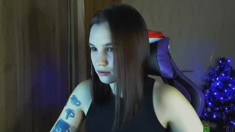 Snapshot of luvmeeow chatting on 12-11-24, 03:24 Ann online show from 12-11-24, 03:24