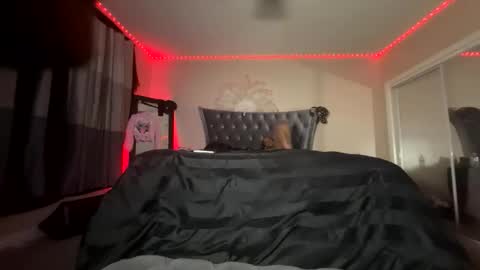 luvvlee online show from 03-23-26, 01:31