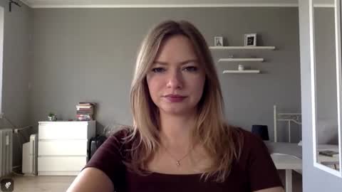 Millie online show from 10-03-25, 01:52