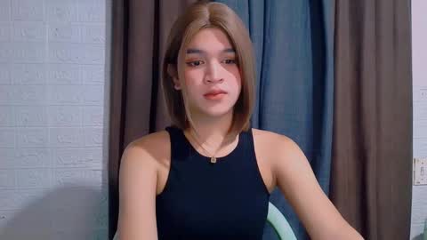 queen lux online show from 02-04-26, 09:20