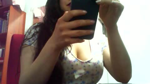 Snapshot of luxdasilva chatting on 05-23-26, 03:45 luxdasilva online show from 05-23-26, 03:45