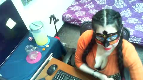 Snapshot of luxdasilva chatting on 06-01-26, 07:04 luxdasilva online show from 06-01-26, 07:04