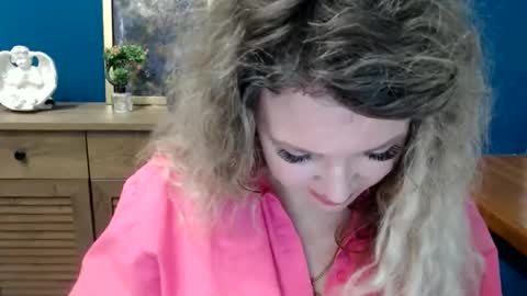 Donna online show from 05-26-26, 06:31