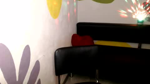 Snapshot of luxdonna chatting on 07-20-26, 08:44 Donna online show from 07-20-26, 08:44