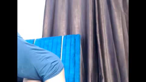 Snapshot of luxe_glow chatting on 05-31-26, 07:59 Luxe glow online show from 05-31-26, 07:59