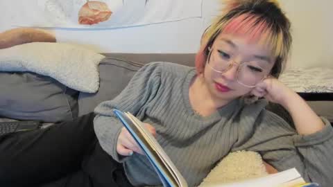 LuxGray online show from 12-15-24, 04:51