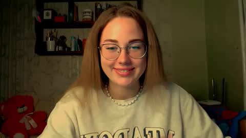 Katie online show from 10-04-25, 04:05