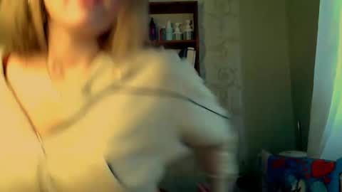 Katie online show from 10-23-25, 01:43