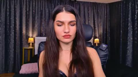 Snapshot of luxqueenstudio chatting on 02-26-26, 04:28 KarolinaAlpha online show from 02-26-26, 04:28