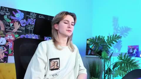 Ray online show from 02-18-25, 03:42