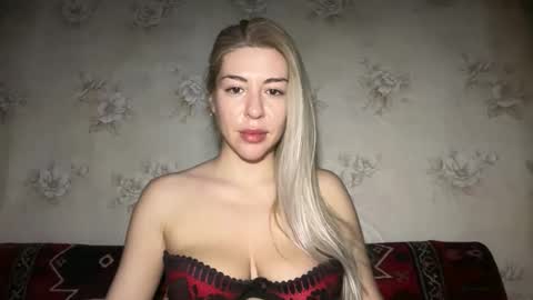 LuxSonyaStar online show from 02-18-26, 01:18