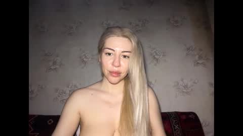 LuxSonyaStar online show from 05-28-26, 01:08