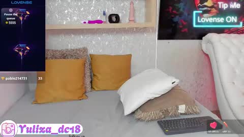 Snapshot of luxury_woman_ chatting on 03-06-25, 12:21 online show from 03-06-25, 12:21