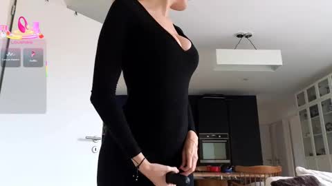 Luxymin online show from 03-11-25, 01:23