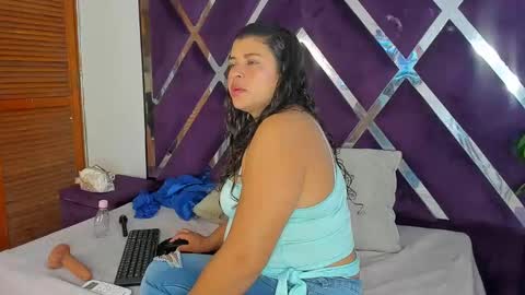 Snapshot of luzenaasm chatting on 10-06-25, 03:59 luzenaasm online show from 10-06-25, 03:59