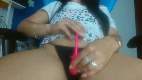 Snapshot of luzzy_cam chatting on 05-14-26, 09:43 luzzy I hope your visit and that we manage to get very hot online show from 05-14-26, 09:43