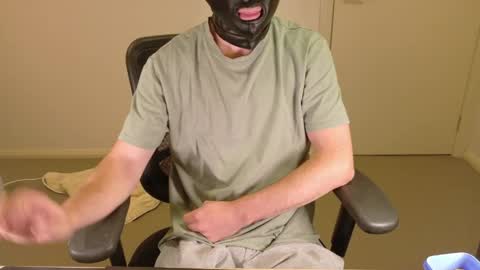 lxgxnd99 online show from 04-26-26, 12:36