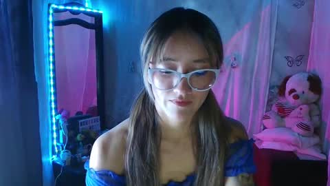 Snapshot of lya_ch chatting on 10-06-25, 09:45 Call me Lia online show from 10-06-25, 09:45