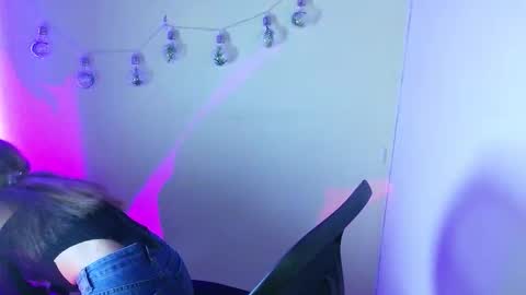 Snapshot of lya_ch chatting on 01-07-26, 08:33 Call me Lia online show from 01-07-26, 08:33