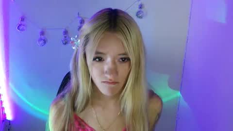 Snapshot of lya_ch chatting on 02-25-26, 09:35 Call me Lia online show from 02-25-26, 09:35