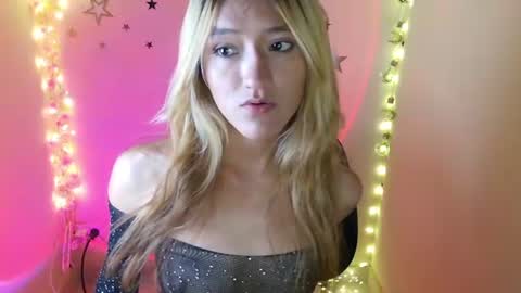 Call me Lia  online show from 06-19-26, 10:57