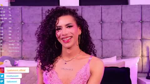 Snapshot of lyadumont chatting on 04-12-26, 07:57 LYA online show from 04-12-26, 07:57